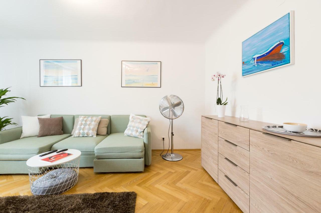 Apartment Rudolfsplatz Viena Exterior foto